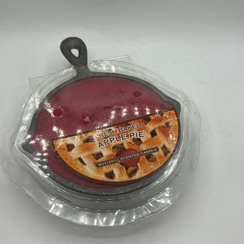 Skillet Apple Pie Candle 9oz